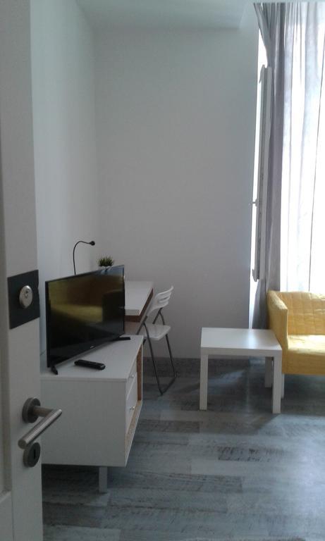 Hostel Ljiljana Pola Esterno foto