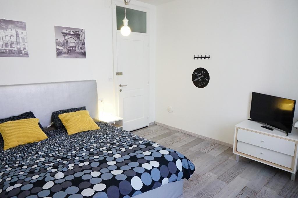 Hostel Ljiljana Pola Esterno foto